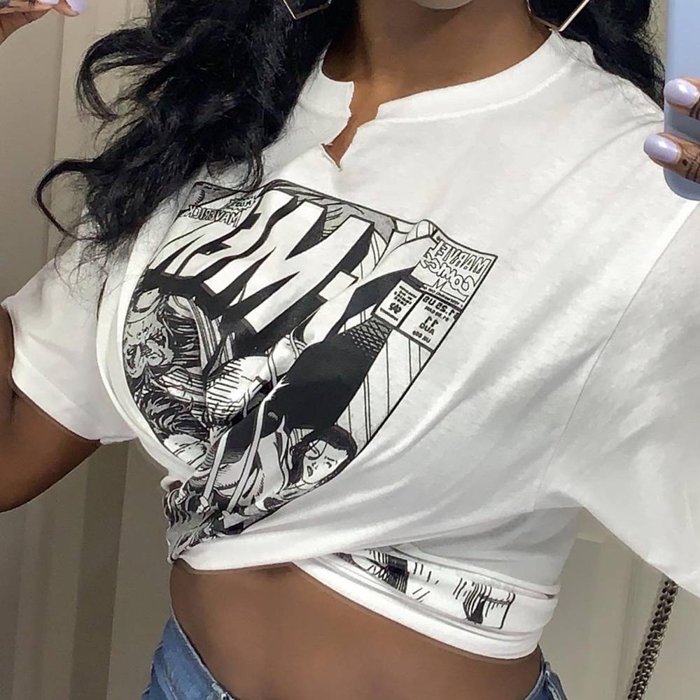 Cut marvel graphic tee